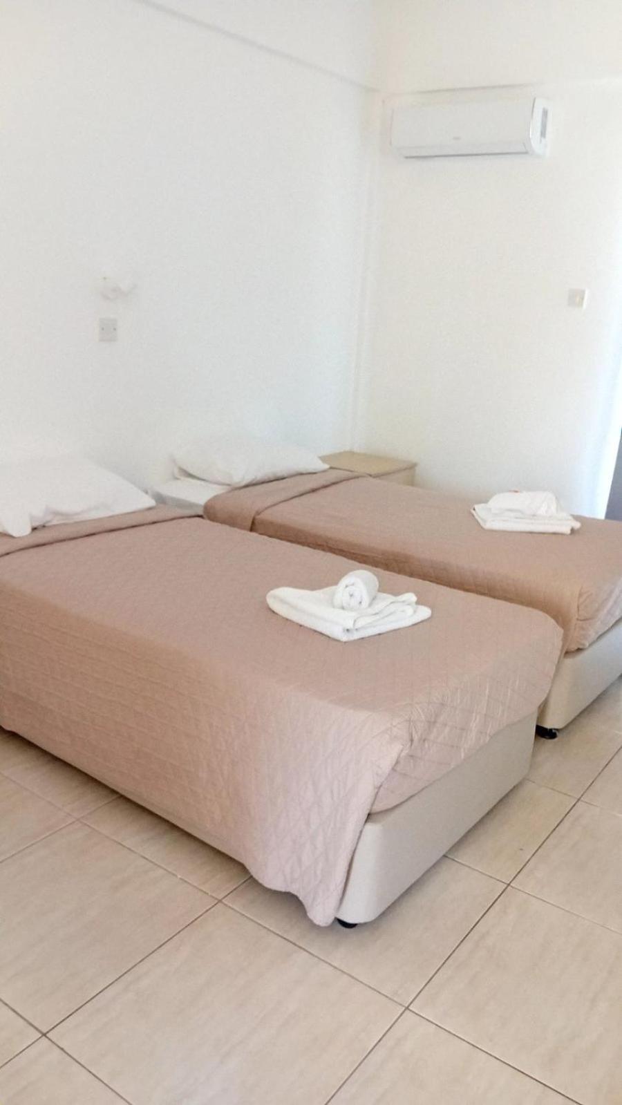 Napa Charles Apts Αγία Νάπα Εξωτερικό φωτογραφία